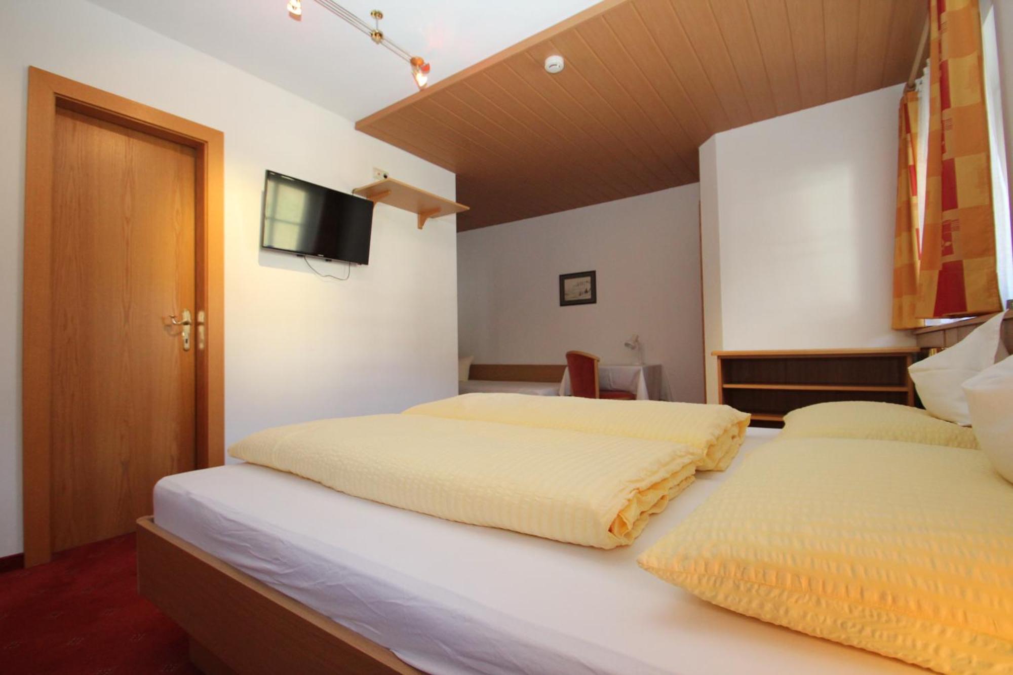 Der Oswalderhof Otel Obertilliach Dış mekan fotoğraf