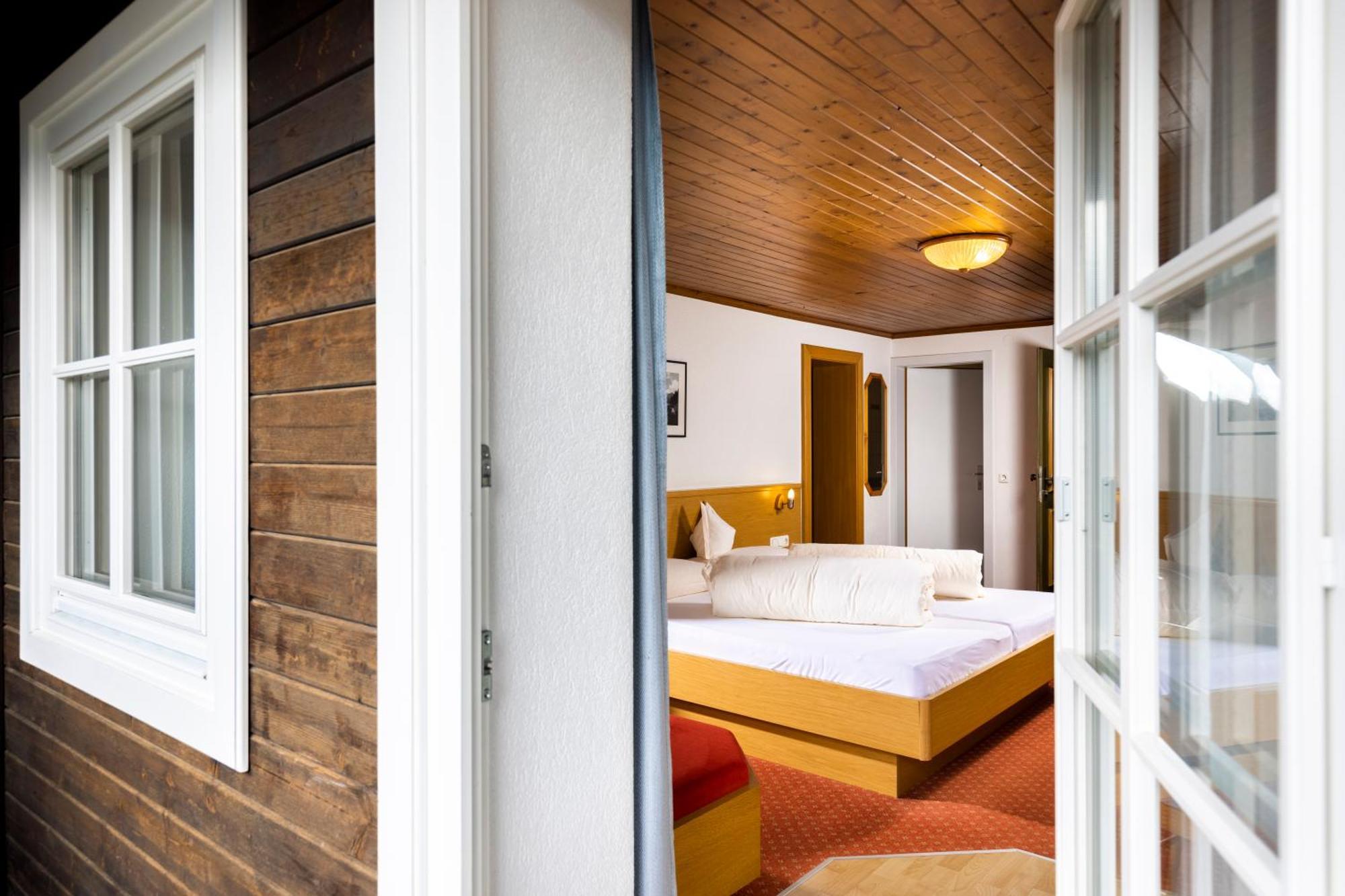 Der Oswalderhof Otel Obertilliach Dış mekan fotoğraf